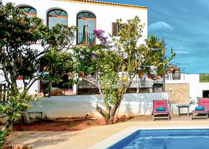Finca Can Rosa Ibiza, Private Pool, 10 Minutes From The Beach