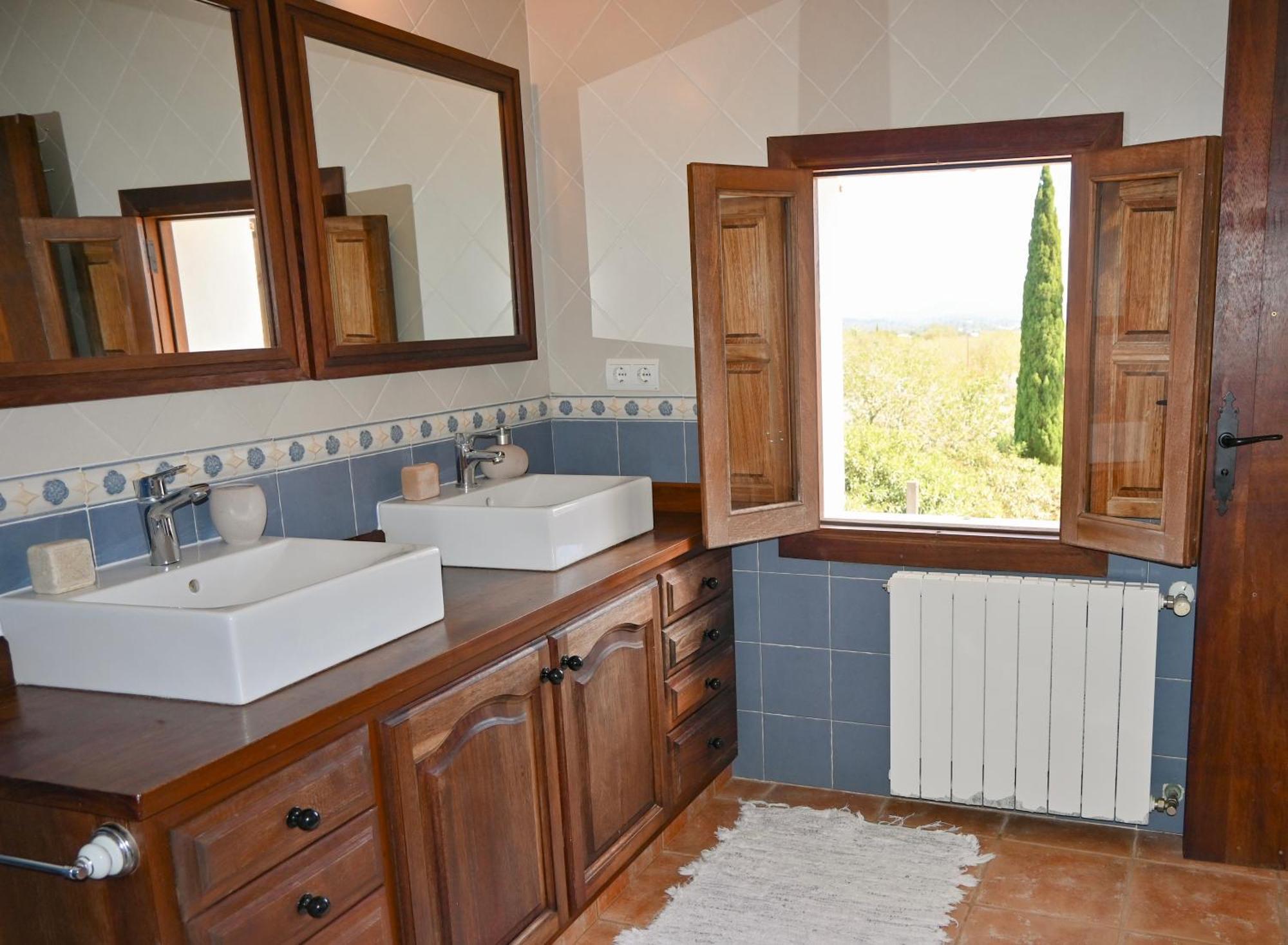 Villa Rosa Ibiza, Private Pool, 10 Minutes From The Santa Gertrudis (Ibiza)